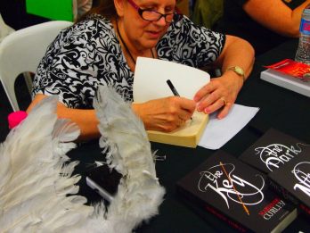 Signing at SupaNova Brisbane 2012